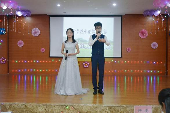 2018-05-25 04.22.02 1