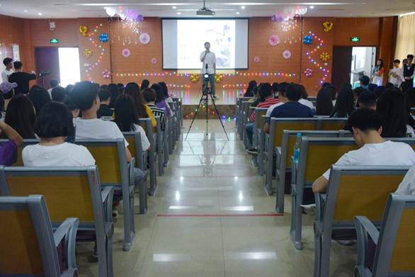 2018-05-25 04.21.17 1