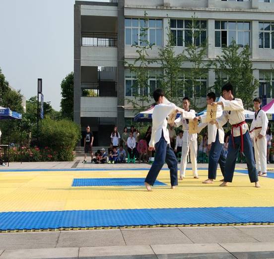 说明: IMG_20190427_090637